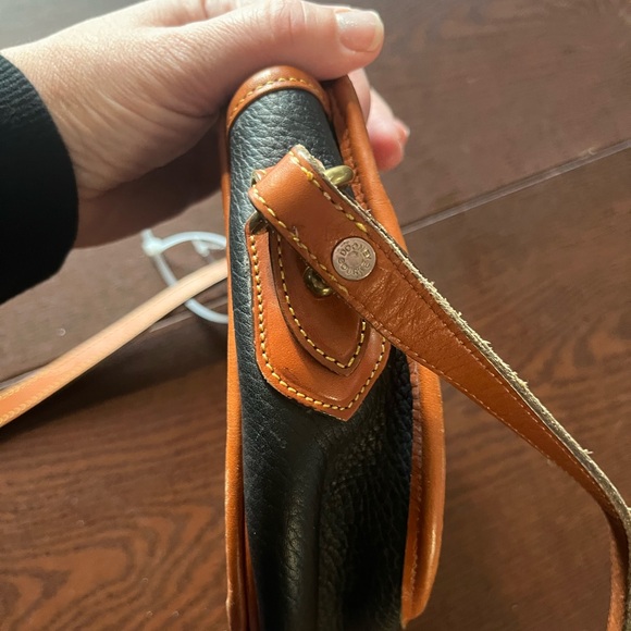 Vintage dooney & bourkey saddle bag - Picture 5 of 15